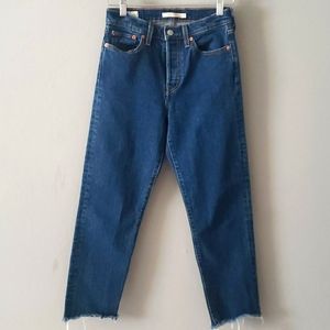 Levi's Premium Denim Wedgie Straight Ankle Length Jean Dark Stone Wash Frayed